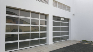 BMW宝马汽车•玉溪宝远4S店提升门