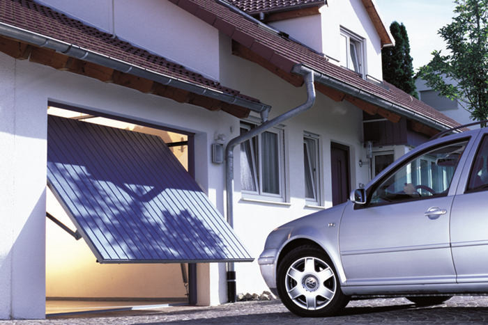 SOMMER.jpg SOMMER.jpg