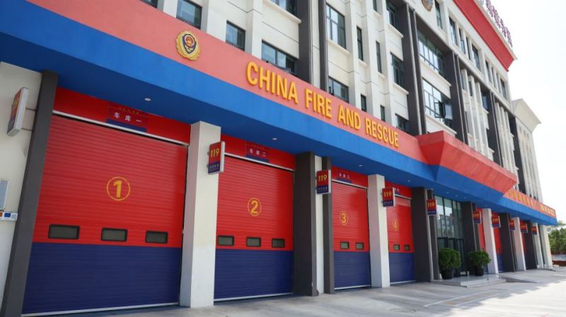 消防车库门.jpg